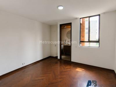 Apartamento de 4 alcobas en arriendo en El Poblado, Medellín, 195 m² · foto 11 de 20