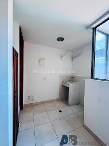 Apartamento de 4 alcobas en arriendo en El Poblado, Medellín, 150 m² · foto 4 de 20