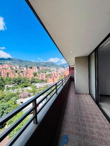 Apartamento de 4 alcobas en arriendo en El Poblado, Medellín, 150 m² · foto 6 de 20
