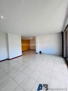 Apartamento de 4 alcobas en arriendo en El Poblado, Medellín, 150 m² · foto 11 de 20