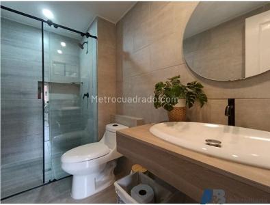 Apartamento de 4 alcobas en venta en El Poblado, Medellín, 105 m² · foto 12 de 14