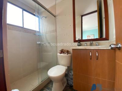 Apartamento de 3 alcobas en venta en Alejandría, Medellín, 145 m² · foto 9 de 16