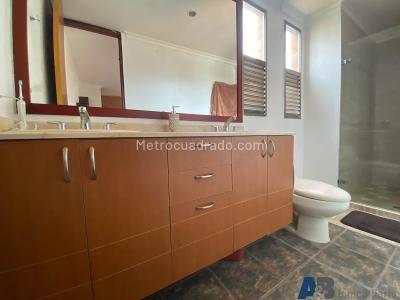 Apartamento de 3 alcobas en venta en Alejandría, Medellín, 145 m² · foto 13 de 16