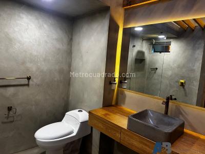 Casa de 2 alcobas en venta en El Poblado, Medellín, 90 m² · foto 6 de 15