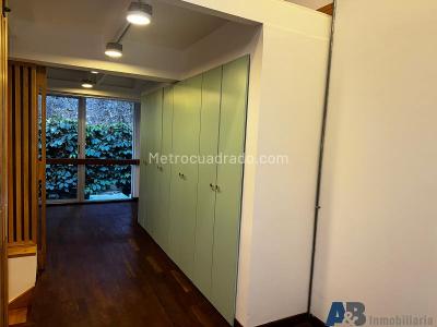 Casa de 2 alcobas en venta en El Poblado, Medellín, 90 m² · foto 14 de 15