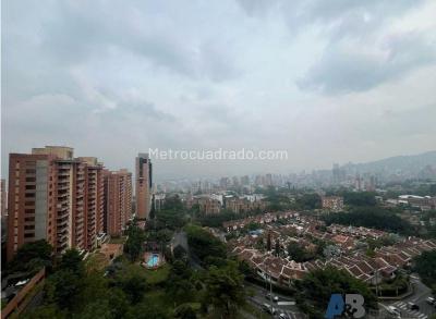 Apartamento de 3 alcobas en venta en Los Balsos, Medellín, 110 m² · foto 4 de 10