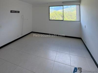 Apartamento de 2 alcobas en arriendo en La Castellana, Medellín, 64 m² · foto 9 de 17