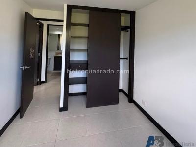 Apartamento de 2 alcobas en arriendo en La Castellana, Medellín, 64 m² · foto 13 de 17