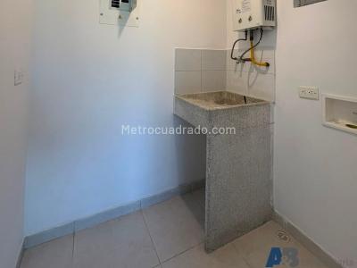 Apartamento de 2 alcobas en arriendo en La Castellana, Medellín, 64 m² · foto 14 de 17