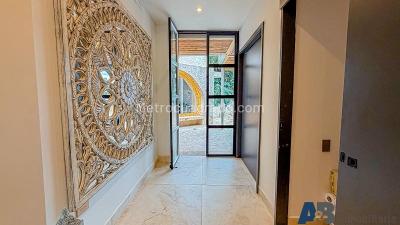 Casa de 3 alcobas en venta en Belen, Medellín, 620 m² · foto 3 de 20