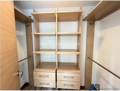 Apartamento de 3 alcobas en venta en Loma Benedictinos, Envigado, 120 m² · foto 11 de 13