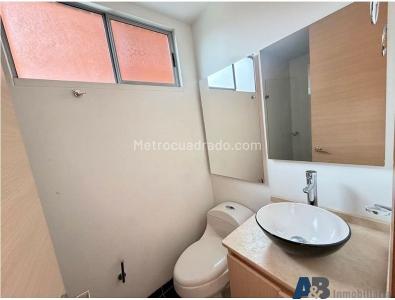 Apartamento de 3 alcobas en venta en Loma Benedictinos, Envigado, 120 m² · foto 13 de 13
