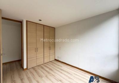 Apartamento de 3 alcobas en venta en Loma Benedictinos, Envigado, 120 m² · foto 7 de 13