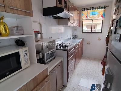 Casa en venta en Simon Bolivar, Itagüí · foto 2 de 14