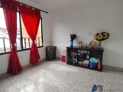 Casa en venta en Simon Bolivar, Itagüí · foto 6 de 14