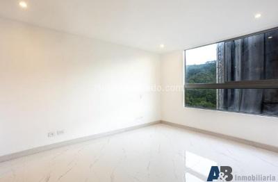Apartamento de 2 alcobas en venta en San Jose, Sabaneta, 76 m² · foto 15 de 17