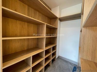 Apartamento de 3 alcobas en venta en San Jose, Sabaneta, 80 m² · foto 12 de 13