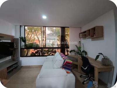 Apartaestudio en arriendo en Los Colores, Medellín, 45 m² · foto 2 de 15