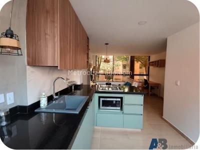 Apartaestudio en arriendo en Los Colores, Medellín, 45 m² · foto 10 de 15