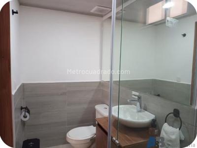 Apartaestudio en arriendo en Los Colores, Medellín, 45 m² · foto 14 de 15