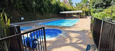 Apartamento de 2 alcobas en venta en El Poblado, Medellín, 118 m² · foto 18 de 20