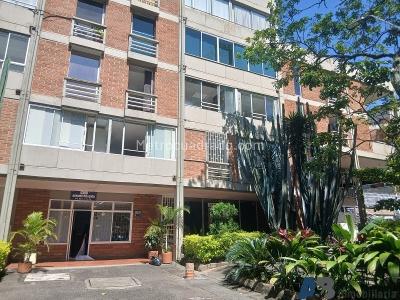 Retail space for rent in Belen, Medellín