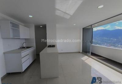 Apartamento de 2 alcobas en venta en Las Lomitas, Sabaneta, 70 m² · foto 2 de 11