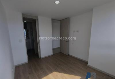 Apartamento de 2 alcobas en venta en Las Lomitas, Sabaneta, 70 m² · foto 6 de 11