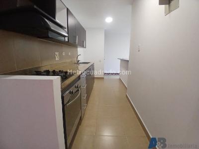 Apartamento de 3 alcobas en arriendo en El Esmeraldal, Envigado, 105 m² · foto 4 de 20