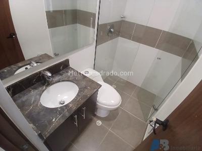 Apartamento de 3 alcobas en arriendo en El Esmeraldal, Envigado, 105 m² · foto 14 de 20