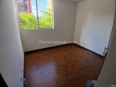 Apartamento de 3 alcobas en arriendo en El Esmeraldal, Envigado, 105 m² · foto 17 de 20