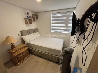 Apartamento de 3 alcobas en venta en San Jose, Sabaneta, 70 m² · foto 16 de 20
