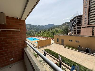 Apartamento de 3 alcobas en venta en San Jose, Sabaneta, 70 m² · foto 18 de 20