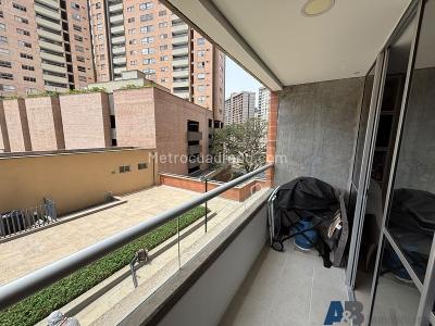 Apartamento de 3 alcobas en venta en San Jose, Sabaneta, 70 m² · foto 19 de 20
