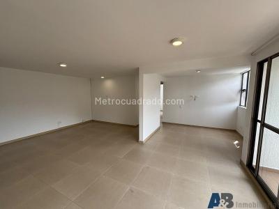 Apartamento de 2 alcobas en arriendo en Pan De Azucar, Sabaneta, 75 m² · foto 2 de 15