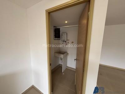 Apartamento de 2 alcobas en arriendo en Pan De Azucar, Sabaneta, 75 m² · foto 9 de 15