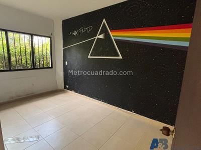 Casa de 5 alcobas en venta en El Poblado, Medellín, 300 m² · foto 4 de 16