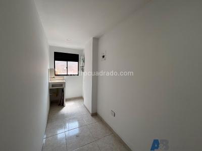 Apartamento de 3 alcobas en arriendo en Las Lomitas, Sabaneta, 105 m² · foto 4 de 17