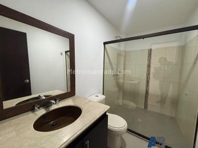 Apartamento de 3 alcobas en arriendo en Las Lomitas, Sabaneta, 105 m² · foto 13 de 17