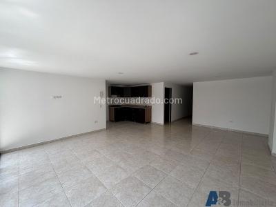 Apartamento de 3 alcobas en venta en Las Lomitas, Sabaneta, 105 m² · foto 7 de 17