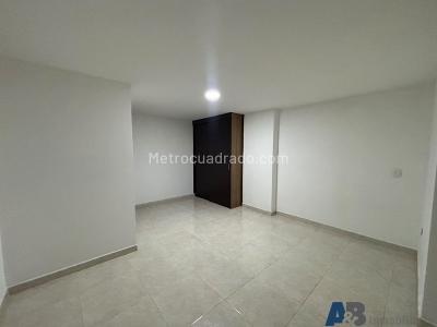 Apartamento de 3 alcobas en venta en Las Lomitas, Sabaneta, 105 m² · foto 16 de 17