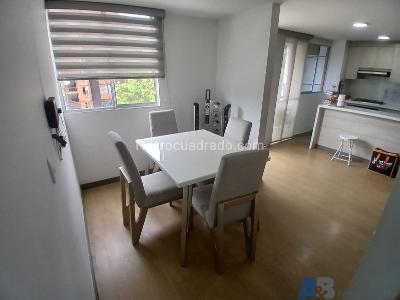 Apartamento de 2 alcobas en venta en Calasanz, Medellín, 66 m² · foto 2 de 18