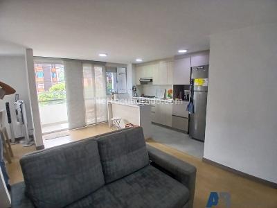 Apartamento de 2 alcobas en venta en Calasanz, Medellín, 66 m² · foto 4 de 18