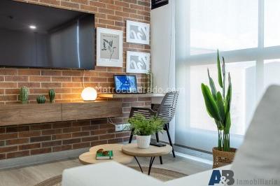 Apartamento en arriendo en Laureles, Medellín · foto 10 de 14