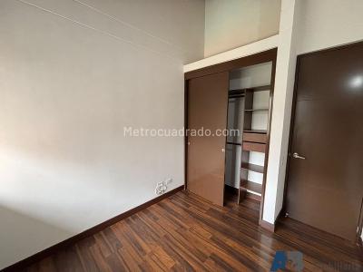 Apartamento en arriendo en Loma De Las Brujas, Envigado · foto 13 de 18
