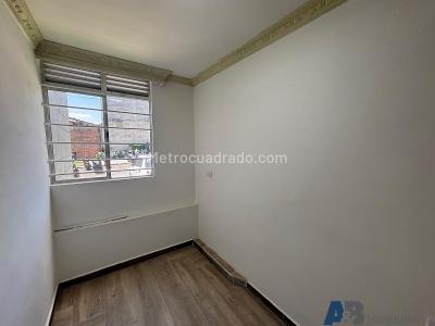 Apartamento en venta en San Antonio De Prado, Medellín · foto 8 de 17