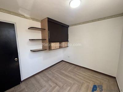 Apartamento en venta en San Antonio De Prado, Medellín · foto 12 de 17