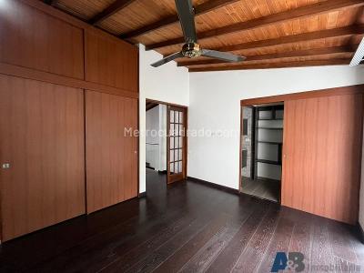 Casa de 3 alcobas en arriendo en Cumbres, Envigado, 160 m² · foto 10 de 20