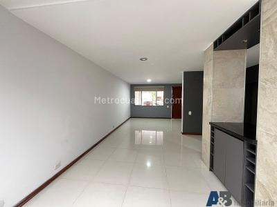 Casa de 3 alcobas en arriendo en Cumbres, Envigado, 160 m² · foto 3 de 20