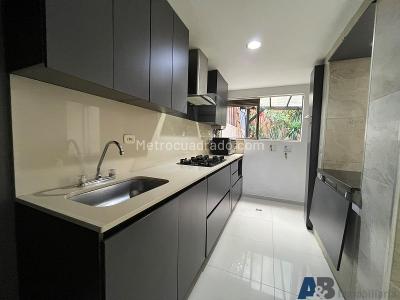 Casa de 3 alcobas en arriendo en Cumbres, Envigado, 160 m² · foto 4 de 20
